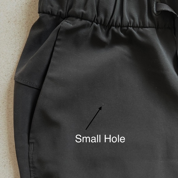 Lululemon On The Fly Pant Woven Womens 4 Black Travel Outdoor Casual W5AHOS READ - Picture 3 of 14